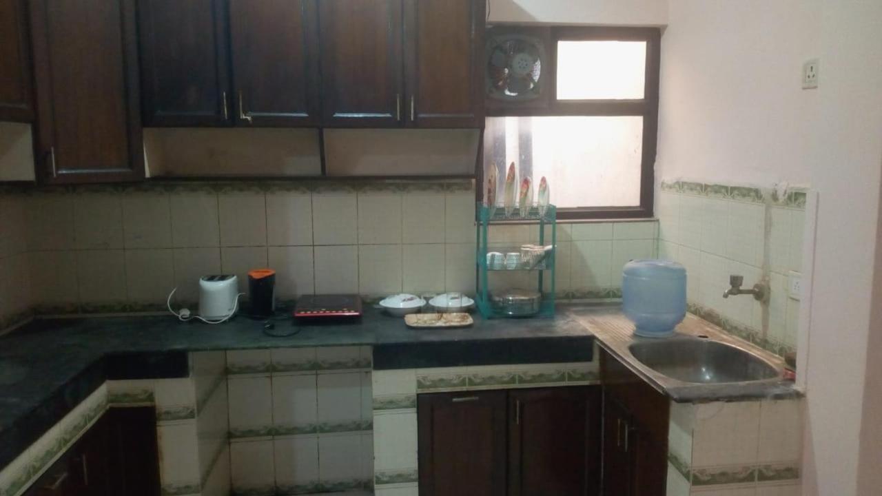 Mufis Homestay, Emerald Compound, New Palam Vihar-2 Gurgaon Dış mekan fotoğraf